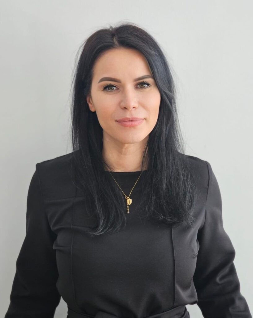 Echipa hritcu claudia